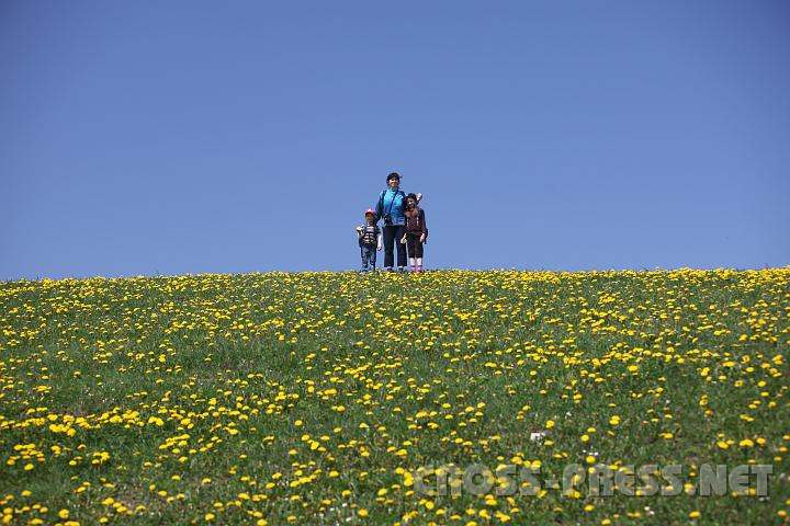 2009.05.03_12.01.37.jpg