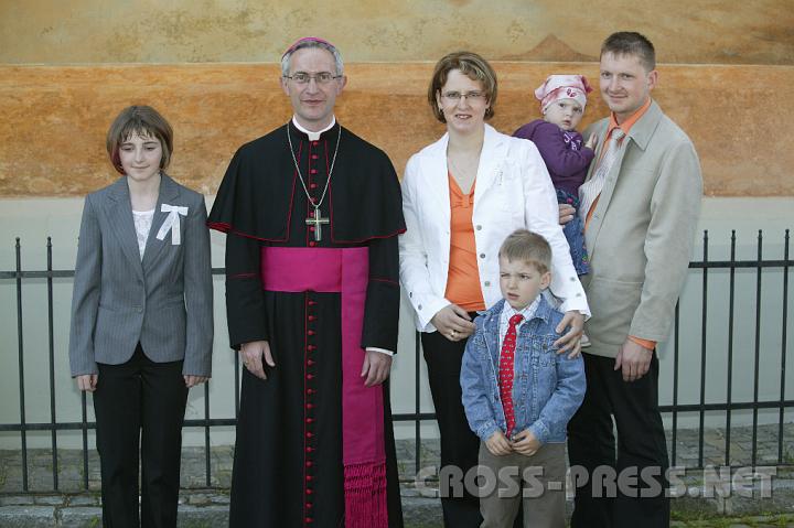 2008.05.24_12.05.00.JPG