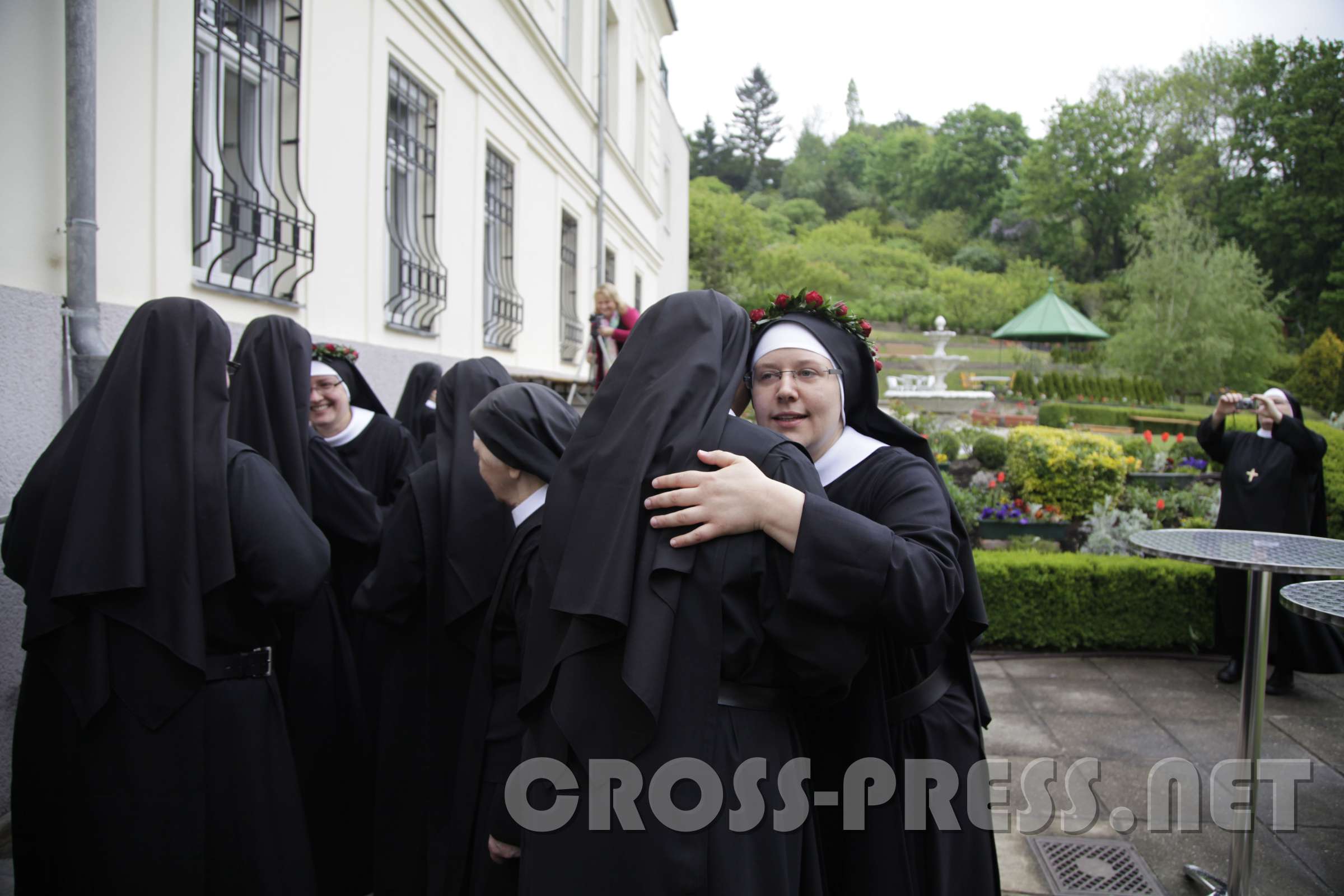 Ewige Profess von Sr.Faustine u. Sr.Nathanaela OSB